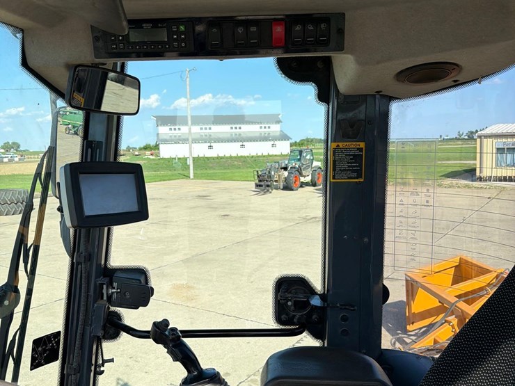 deere-344l-image-42