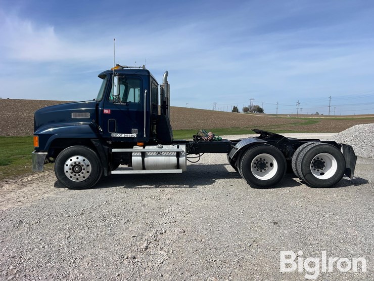 1994-mack-ch613-image-8