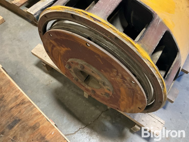 caterpillar-d353-image-10