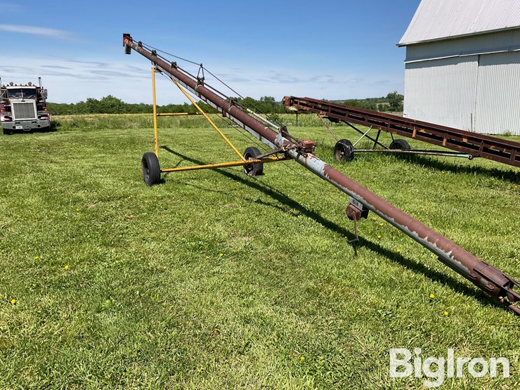 hutchinson-6241-grain-auger-image-3