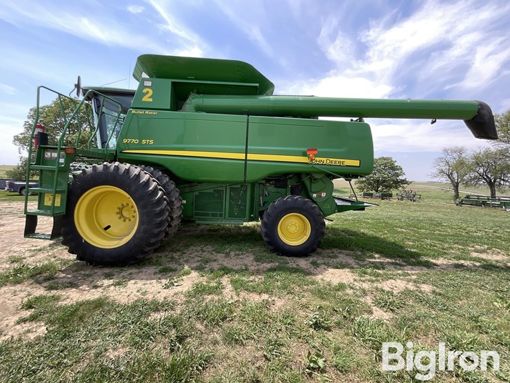 2009-john-deere-9770-sts-image-8