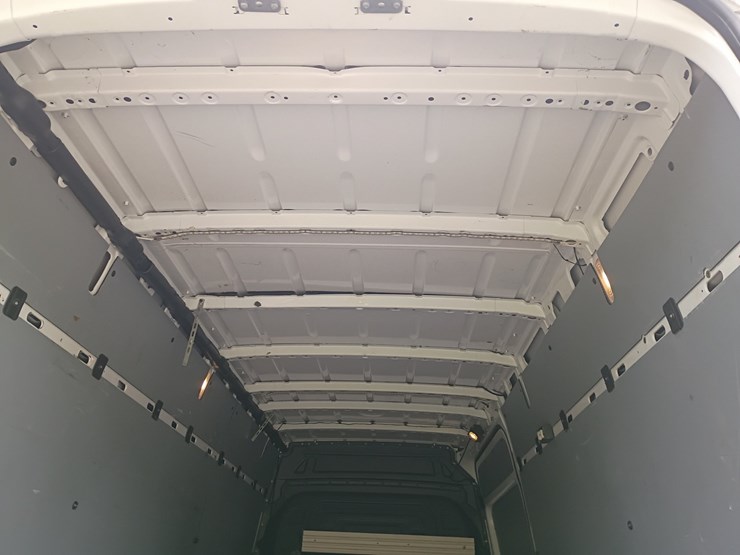 2019-mercedes-benz-sprinter-2500-image-67