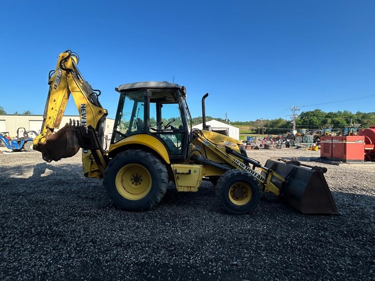 new-holland-lb95b-image-5