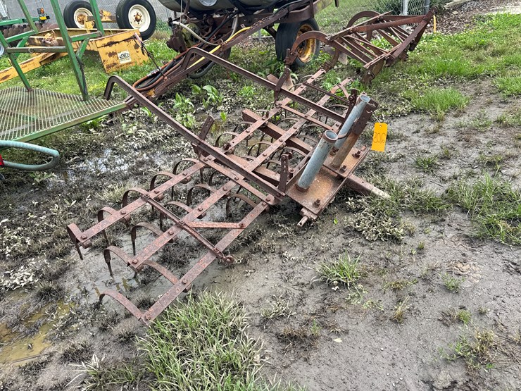 7'-pea-weeder-image-2