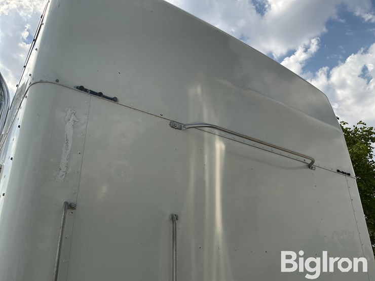 2005-kenworth-w900l-image-18