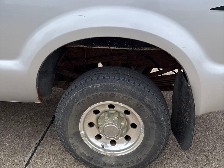 2001-ford-f250-image-18