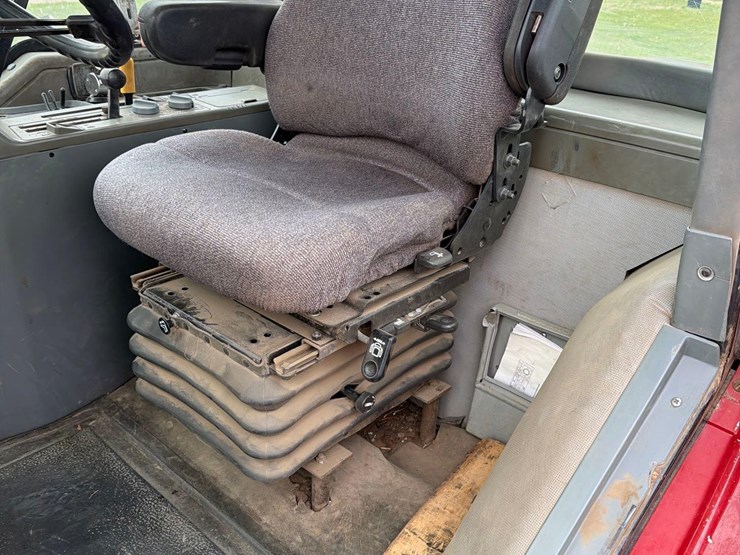 case-ih-7140-image-33
