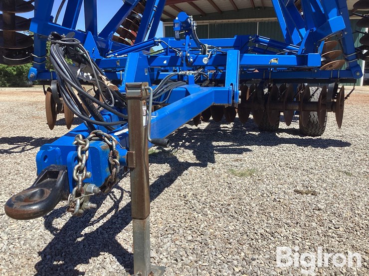 2015-landoll-6230-33-image-18