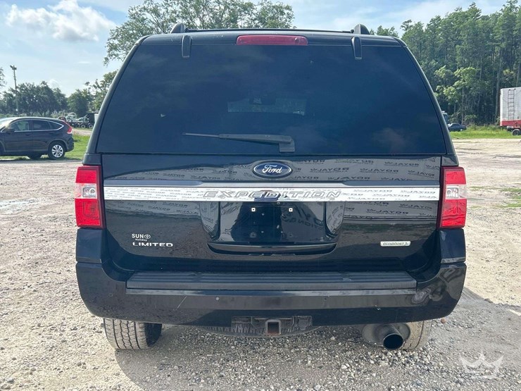 2017-ford-expedition-image-27