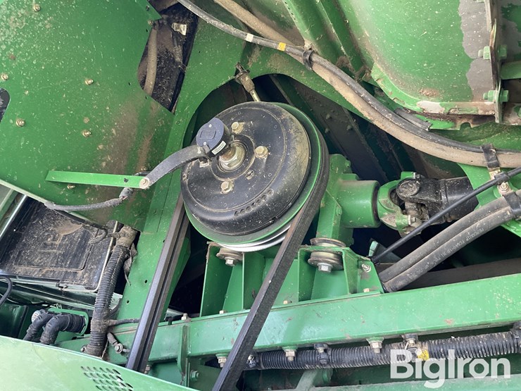 2009-john-deere-9770-sts-image-13