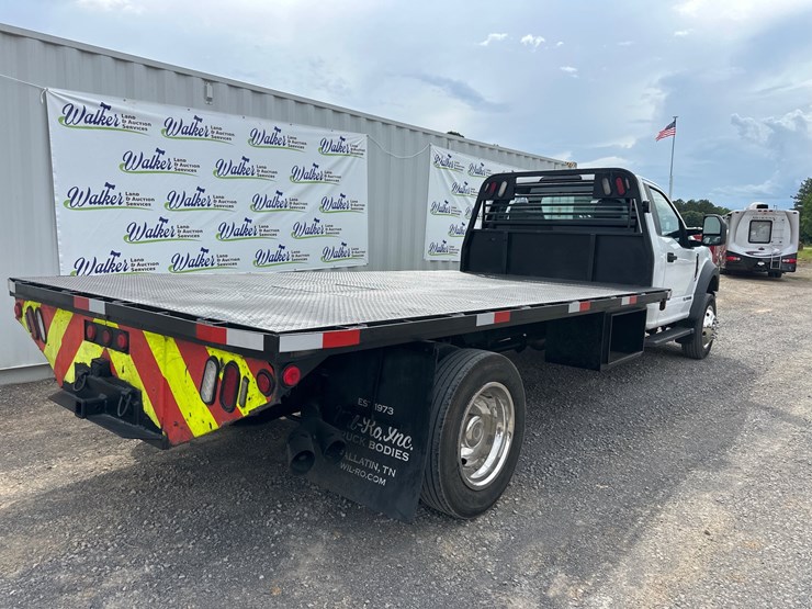 2018-ford-f550-image-10