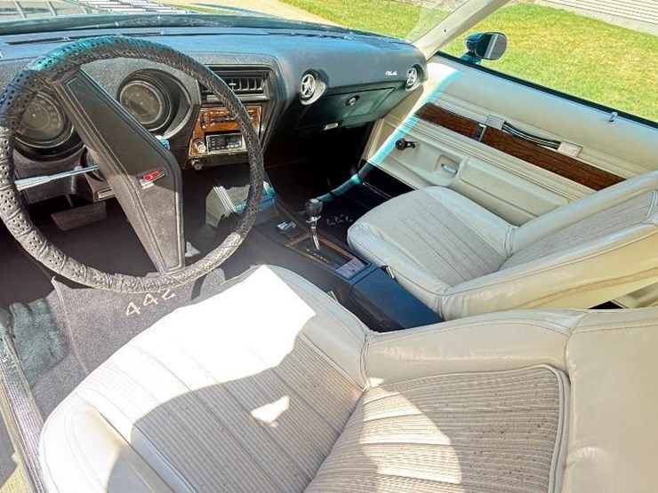 1974-oldsmobile-cutlass-442-image-22