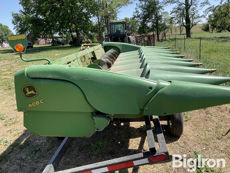 john-deere-608c-image-4