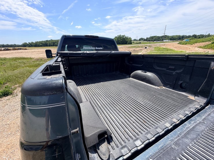 #24066-•-2011-chevrolet-silverado-pickup-truck-image-68
