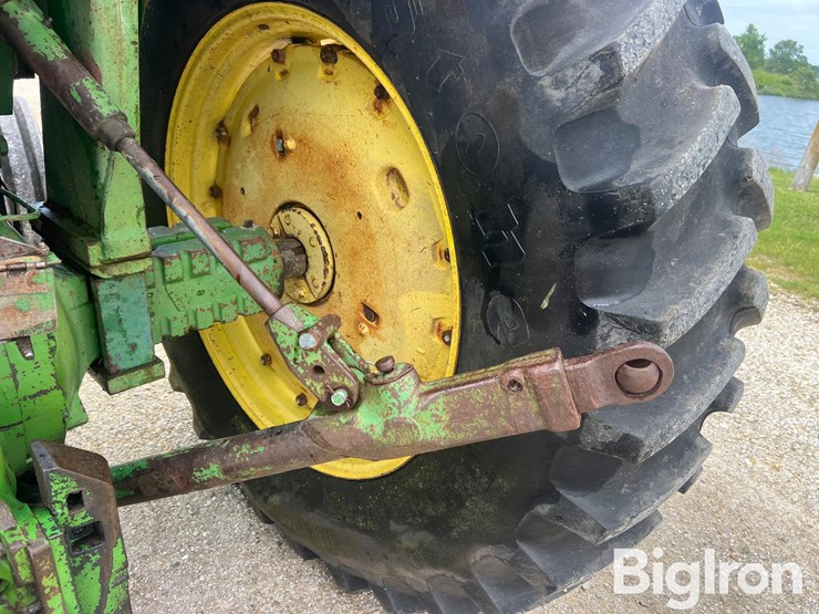 1972-john-deere-4320-image-17