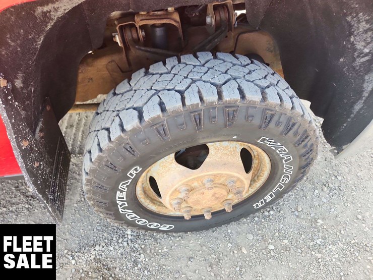 2019-chevrolet-silverado-3500hd-image-31