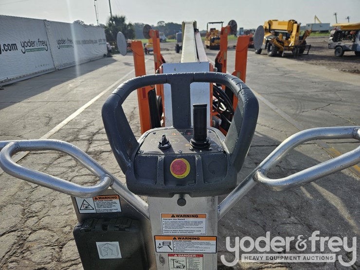 2018-jlg-t500j-image-10