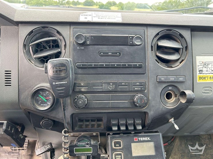 2011-ford-f750-image-18