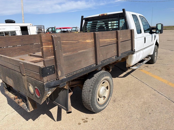 2008-ford-f250-image-10