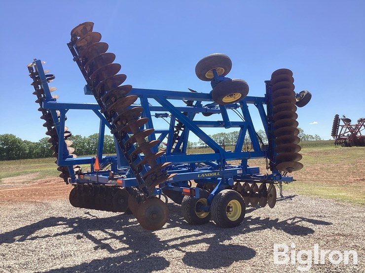 2015-landoll-6230-33-image-5