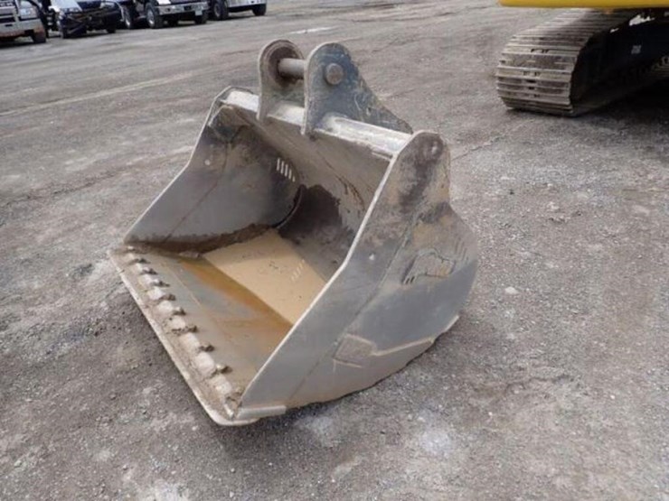 2022-komatsu-pc210-lc-11-image-81