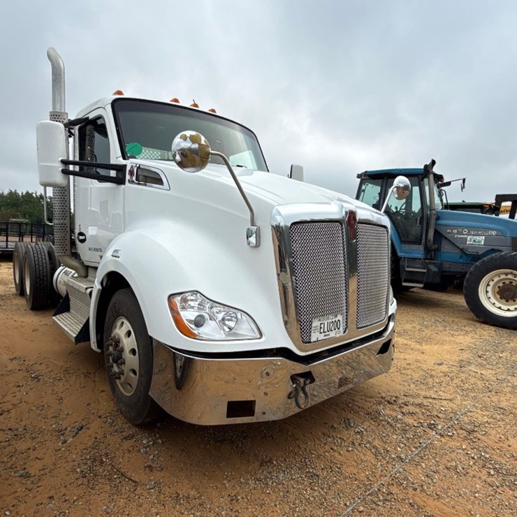 2015 KENWORTH T680