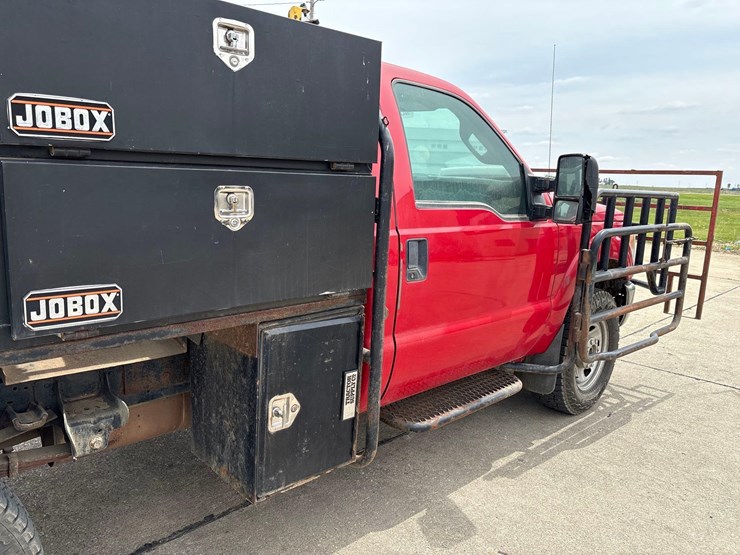 2015-ford-f350-image-23
