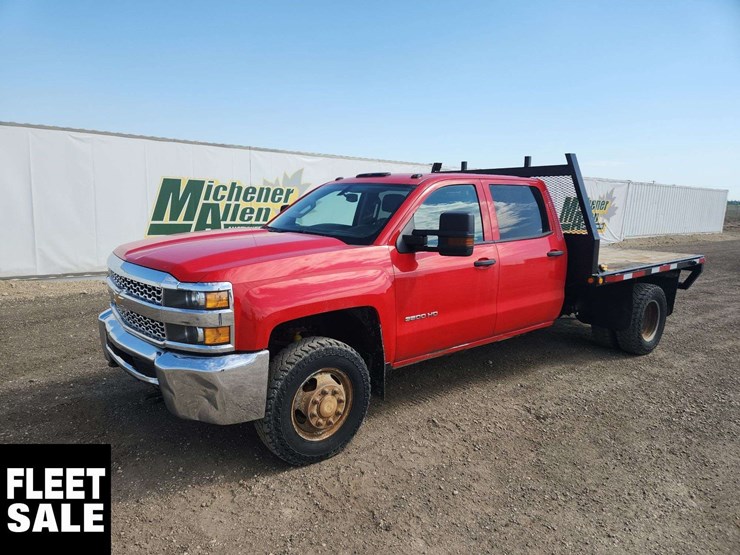 2019-chevrolet-silverado-3500hd-image-1