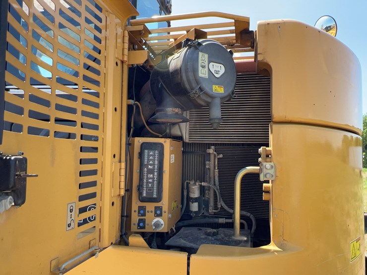 2012-caterpillar-321d-excavator-image-39