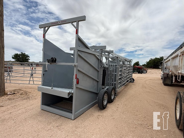 diamond-w-portable-corrals-5965-image-5