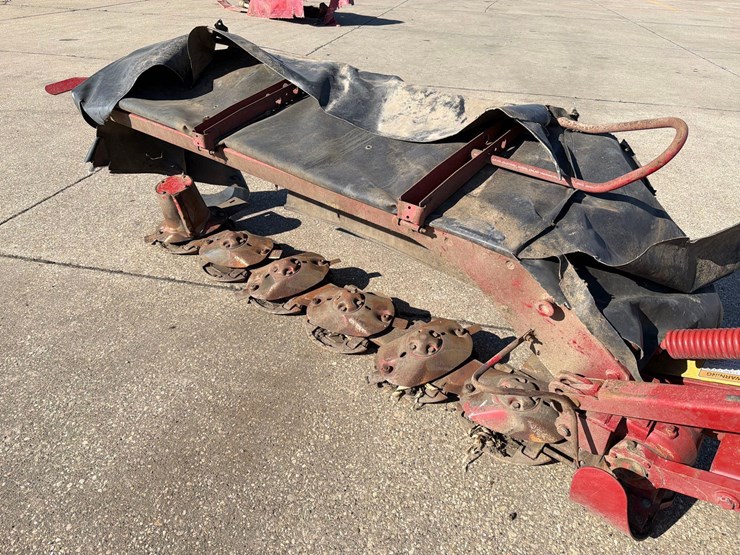 2013-new-holland-h6740-image-26