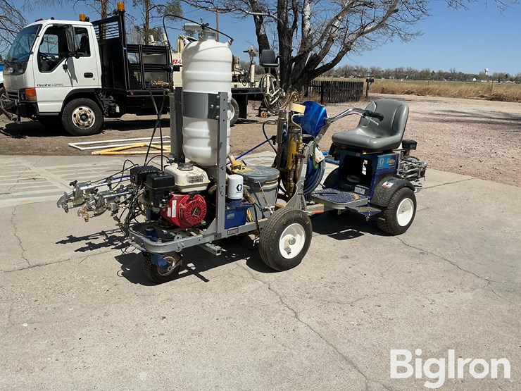 2005-graco-line-driver-ride-on-striping-system-w/graco-line-lazer-iv-striping-system-image-1