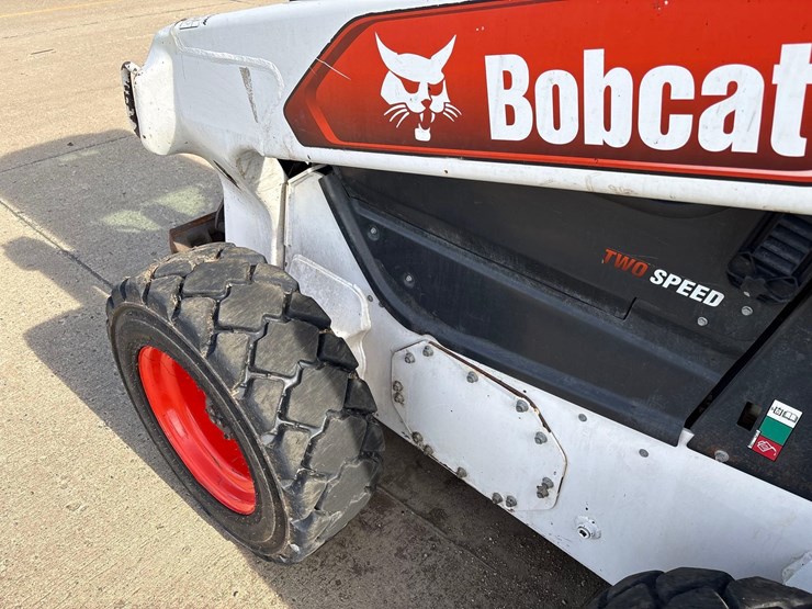 2021-bobcat-s76-image-25
