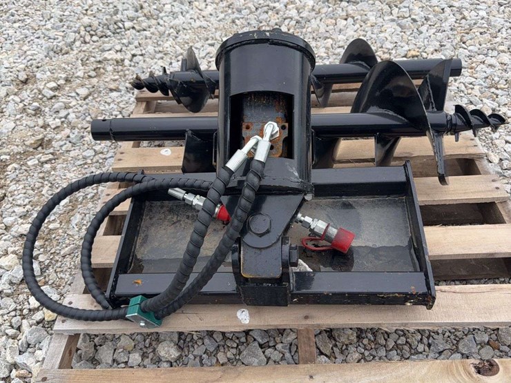 hydraulic-auger-drive-with-two-bits-and-hydraulic-brush-cutter-attachment-image-3
