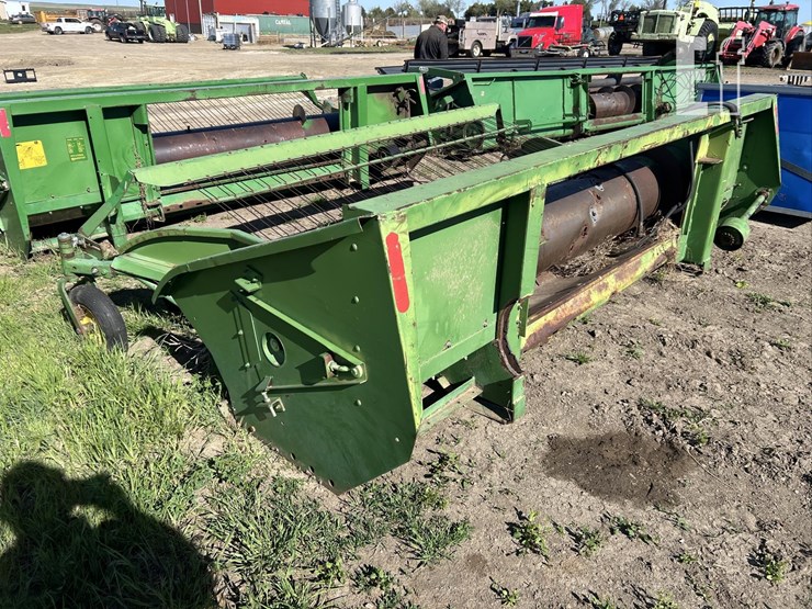 john-deere-pickup-header-3992-image-6