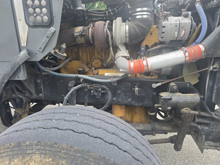 2003-kenworth-t800-image-45