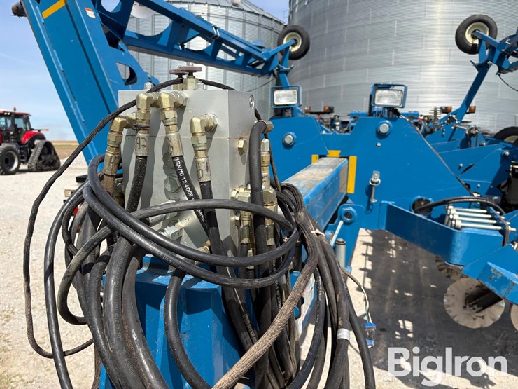 kinze-3800-image-10