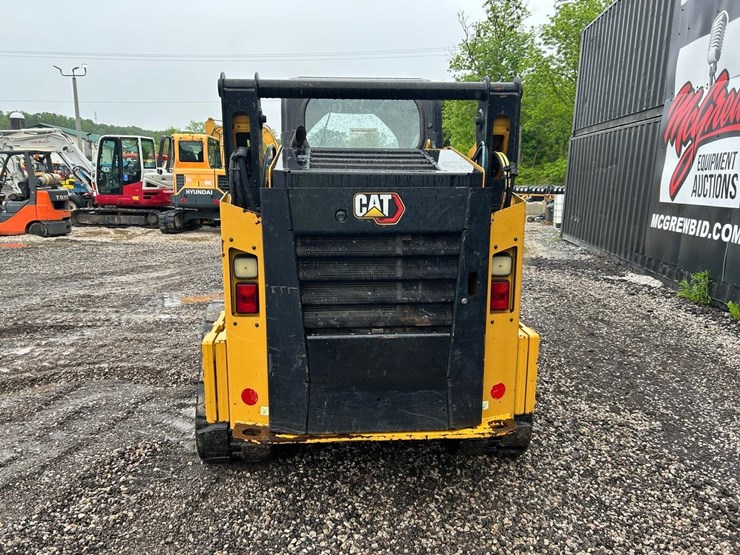 2022-caterpillar-259d3-image-3