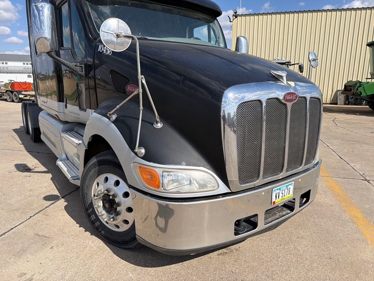 2009-peterbilt-387-image-20
