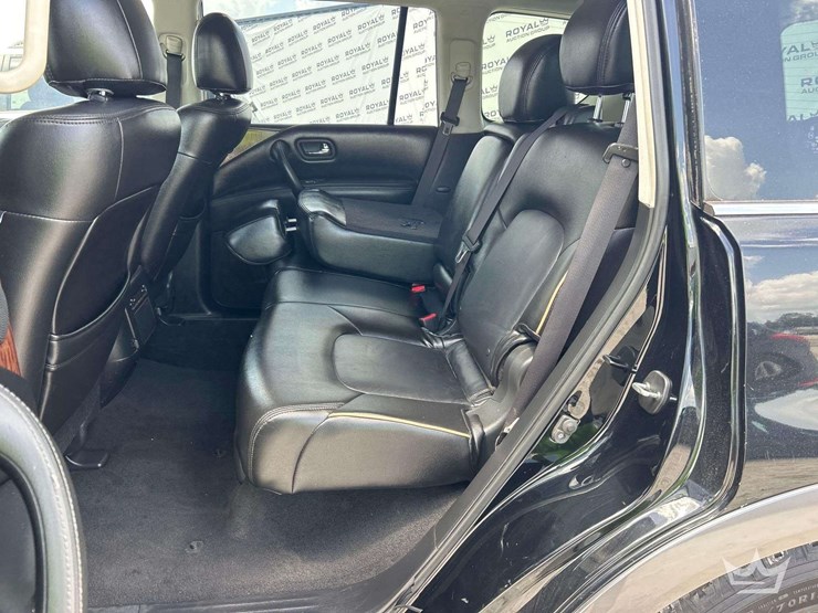 2019-nissan-armada-image-17