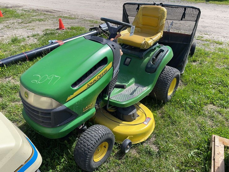 john-deere-110-image-4
