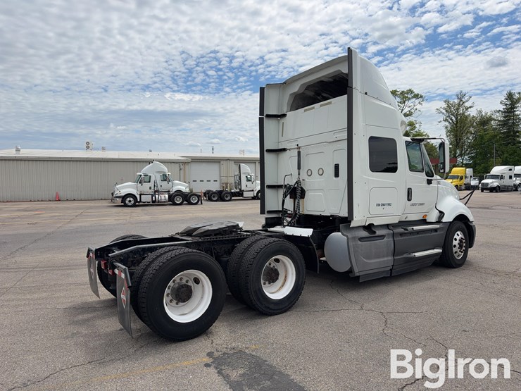 2016-international-prostar-image-5