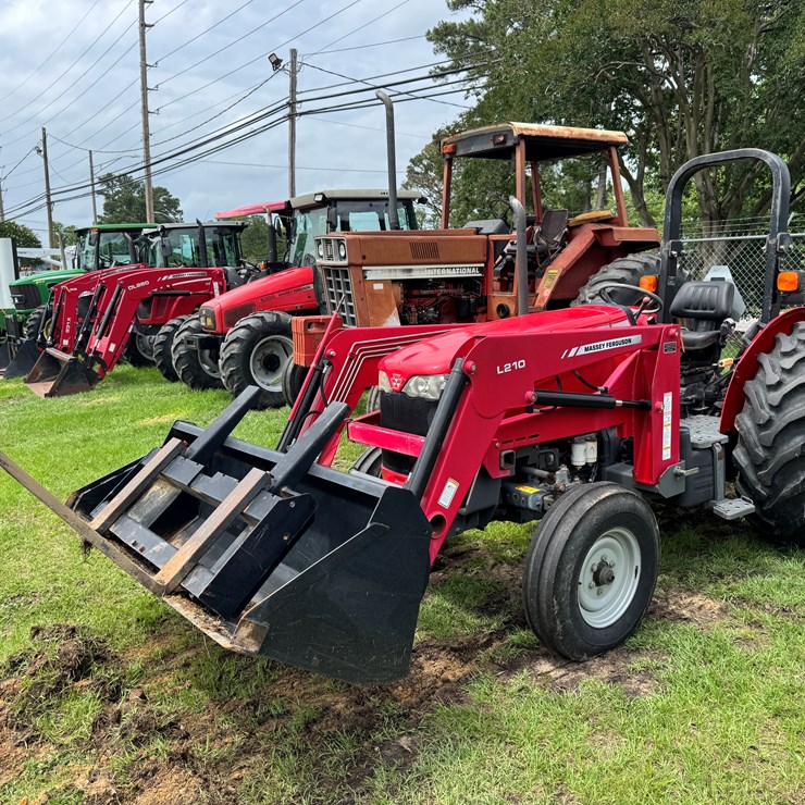 2010 MASSEY-FERGUSON 2635