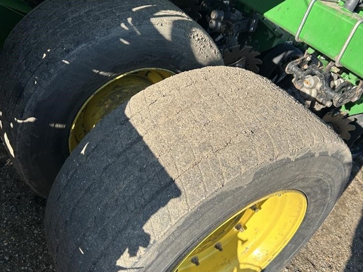2023-john-deere-db90-image-49