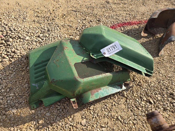 john-deere-212-image-4
