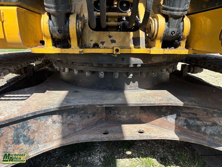2014-caterpillar-320el-image-8