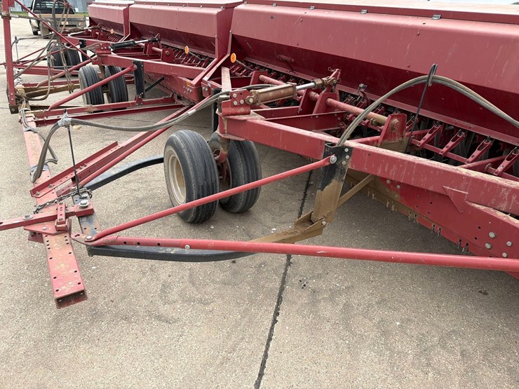 case-ih-6200-image-24