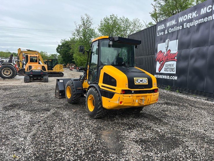 2022-jcb-407-image-4