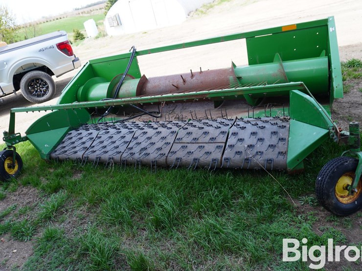 john-deere-12-image-2