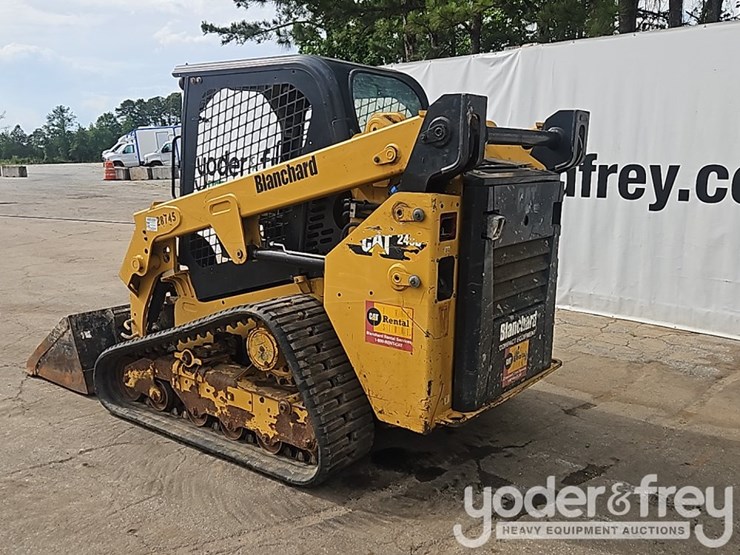 2018-caterpillar-249d-image-3